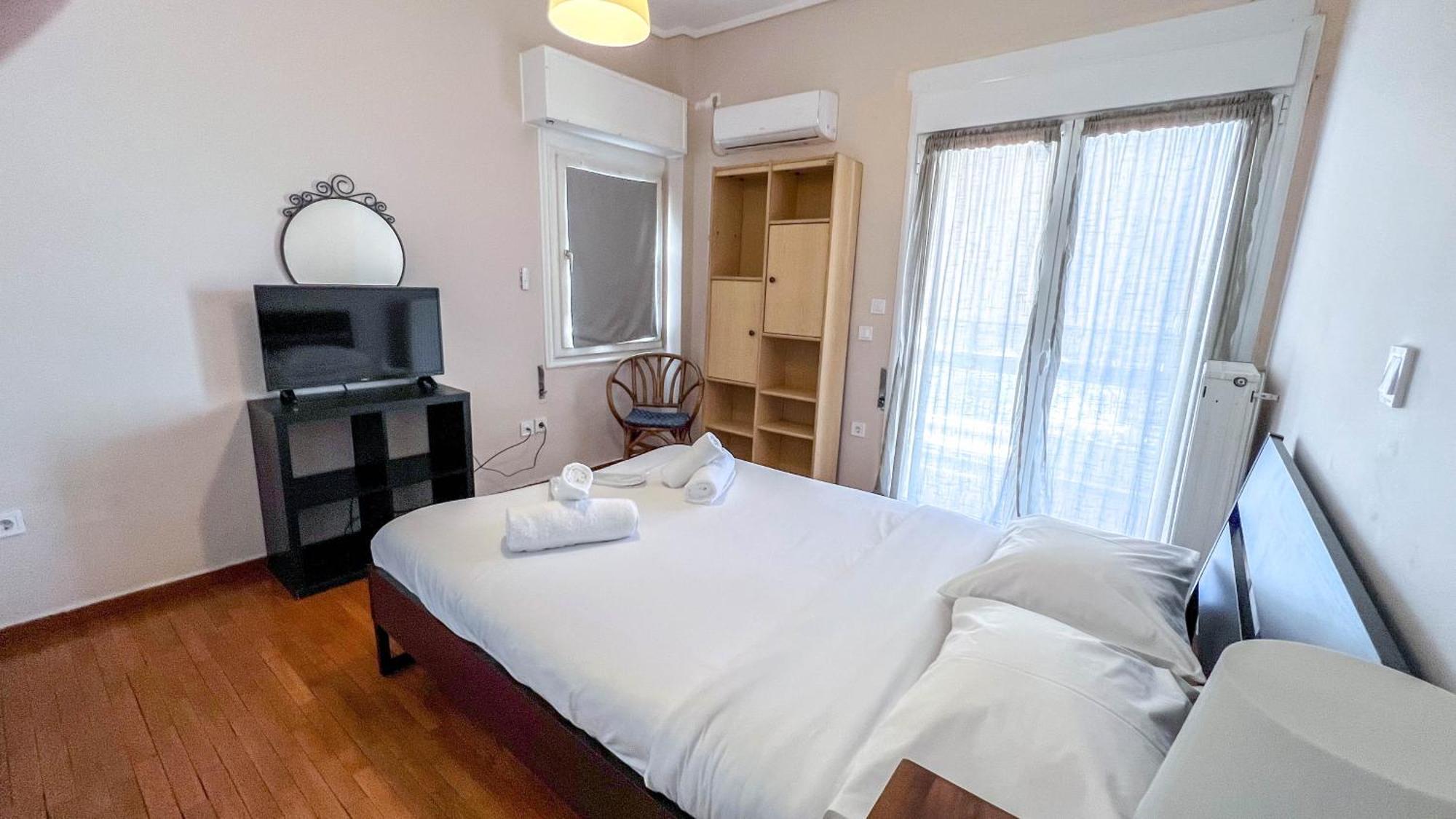 Alimos Sea View Family Apartment Athena Bagian luar foto